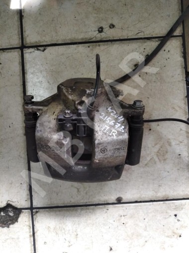 Суппорт передний правый MERCEDES-BENZ C-класс W204/S204 (2006 - 2011) — Разборка Мерседес