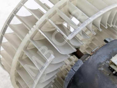 Моторчик печки MERCEDES-BENZ Vito W639 (2003 - 2010) — Разборка Мерседес