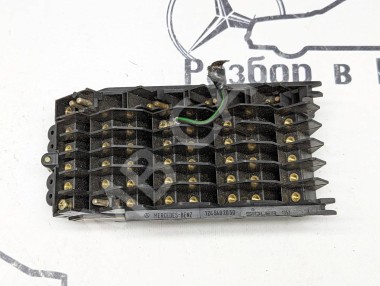 Блок предохранителей MERCEDES-BENZ W124 W124/S124/C124/A124 (1984 - 1993) — Разборка Мерседес