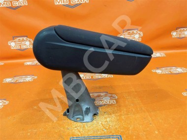 Подлокотник MERCEDES-BENZ A-класс W168 (1997 - 2001) — Разборка Мерседес