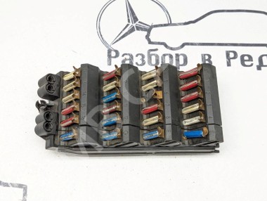Блок предохранителей MERCEDES-BENZ W124 W124/S124/C124/A124 (1984 - 1993) — Разборка Мерседес
