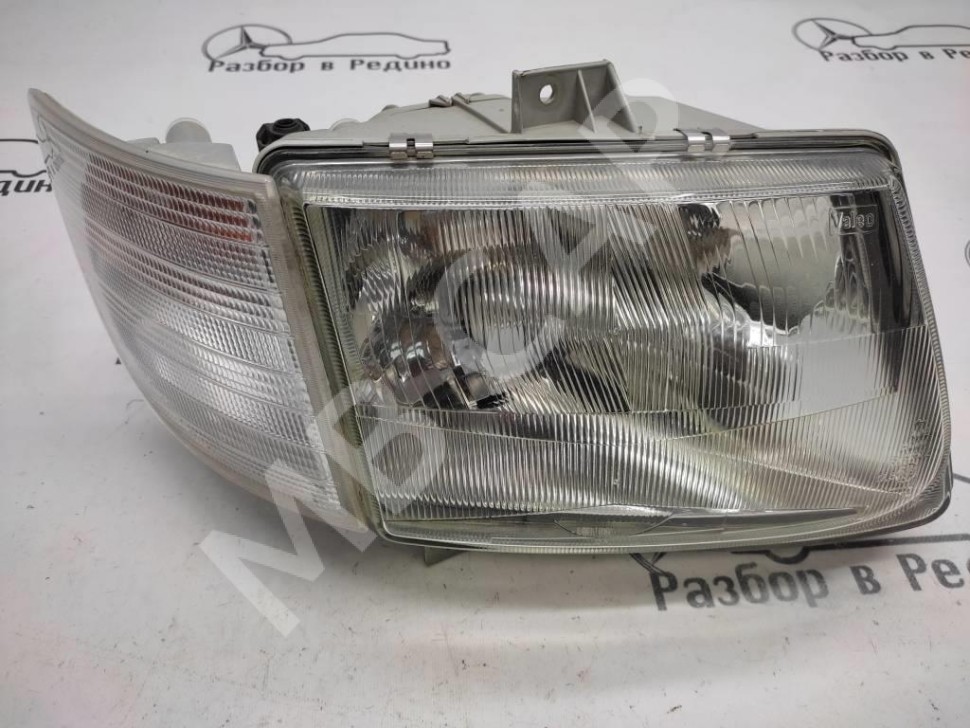 Фара правая MERCEDES-BENZ Vito W638 (1996 - 2003) фото 1 — Разборка Мерседес