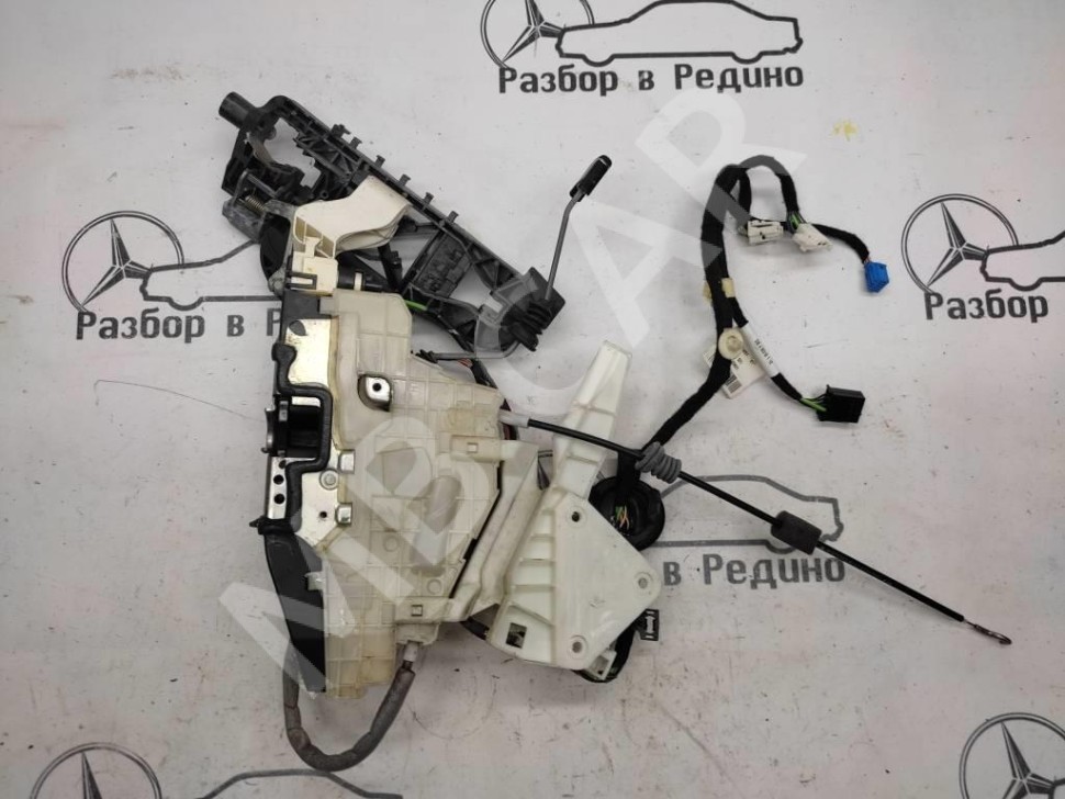 Замок двери задней левой MERCEDES-BENZ S-класс W221 (2005 - 2009) фото 1 &mdash; Разборка Мерседес