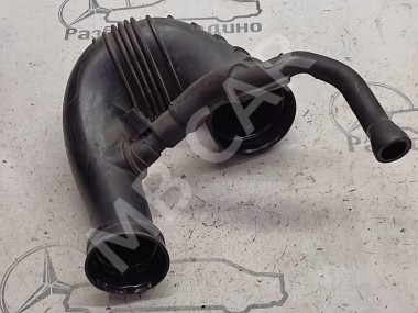 Патрубок воздушный MERCEDES-BENZ C-класс W203/S203/CL203 (2000 - 2004) — Разборка Мерседес