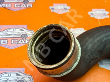 Патрубок интеркулера MERCEDES-BENZ C-класс W203/S203/CL203 (2000 - 2004) — Разборка Мерседес