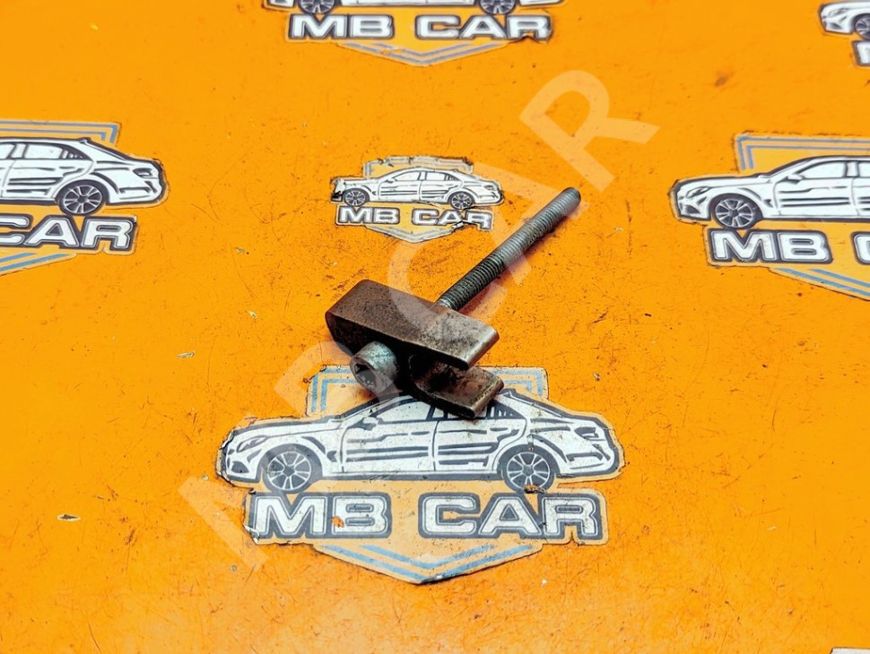 Кронштейн крепления форсунок MERCEDES-BENZ R-класс W251 (2005 - 2007) фото 1 &mdash; Разборка Мерседес