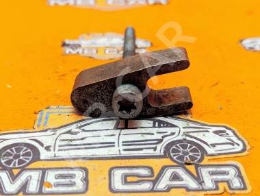 Кронштейн крепления форсунок MERCEDES-BENZ R-класс W251 (2005 - 2007) &mdash; Разборка Мерседес