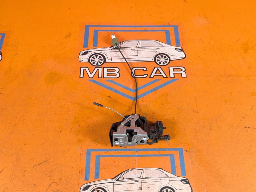 Замок двери передней левой MERCEDES-BENZ A-класс W168 рестайлинг (2001 - 2004) фото 1 &mdash; Разборка Мерседес