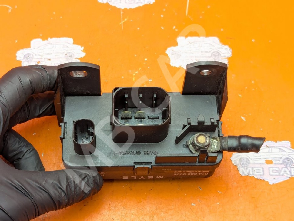 Реле свечей накала MERCEDES-BENZ Vito W638 (1996 - 2003) фото 1 &mdash; Разборка Мерседес