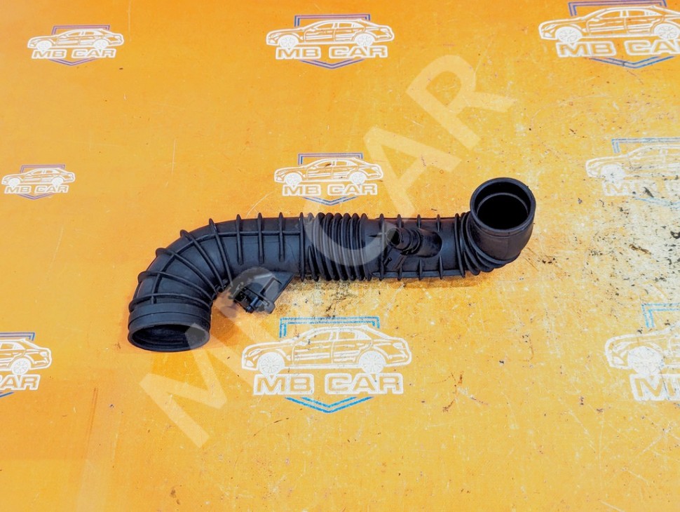 Патрубок турбины MERCEDES-BENZ V-класс W639 (2003 - 2014) фото 1 &mdash; Разборка Мерседес