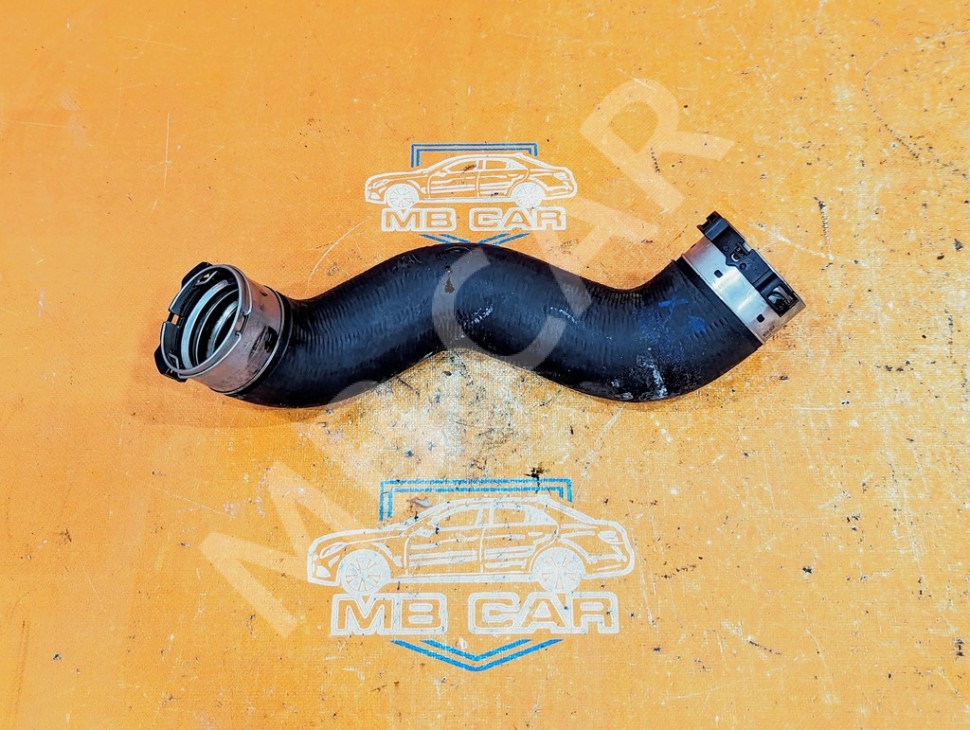 Патрубок интеркулера MERCEDES-BENZ GLK-класс X204 (2008 - 2012) фото 1 — Разборка Мерседес