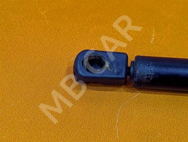 Амортизатор крышки багажника MERCEDES-BENZ M-класс W163 (1997 - 2001) — Разборка Мерседес