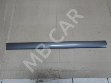 Молдинг двери MERCEDES-BENZ E-класс W210/S210 рестайлинг (1999 - 2003) — Разборка Мерседес