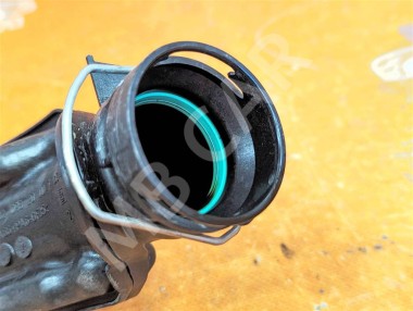 Патрубок интеркулера MERCEDES-BENZ CLA-класс C118/X118 (2019 - 2023) — Разборка Мерседес