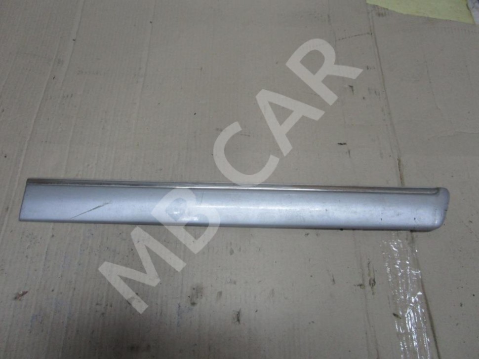 Молдинг двери MERCEDES-BENZ E-класс W210/S210 (1995 - 1999) фото 1 — Разборка Мерседес