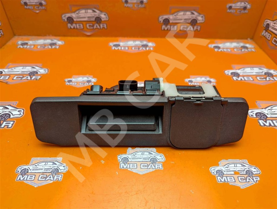 Кнопка открытия багажника MERCEDES-BENZ GLE-класс V167 (2018 - 2024) фото 1 — Разборка Мерседес