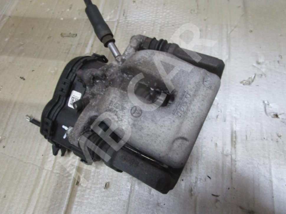 Суппорт задний левый MERCEDES-BENZ CLA-класс C117/X117 (2013 - 2016) фото 1 — Разборка Мерседес