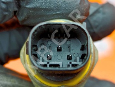 Датчик давления топлива MERCEDES-BENZ C-класс W204/S204 (2006 - 2011) — Разборка Мерседес