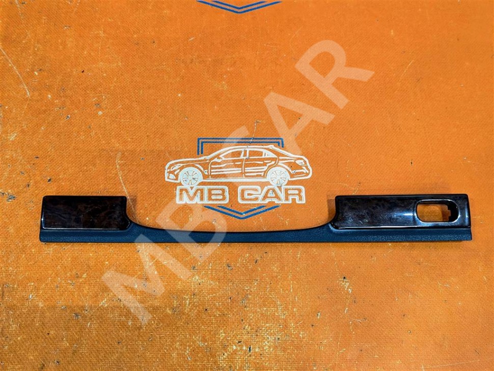 Накладка торпеды MERCEDES-BENZ Vito W638 (1996 - 2003) фото 1 &mdash; Разборка Мерседес