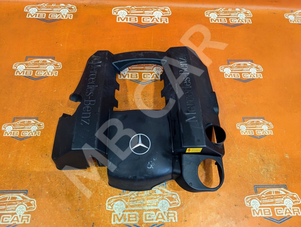 Крышка двигателя декоративная MERCEDES-BENZ M-класс W163 рестайлинг (2001 - 2005) фото 1 &mdash; Разборка Мерседес