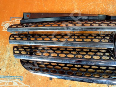 Решетка радиатора MERCEDES-BENZ V-класс W639 (2003 - 2014) &mdash; Разборка Мерседес