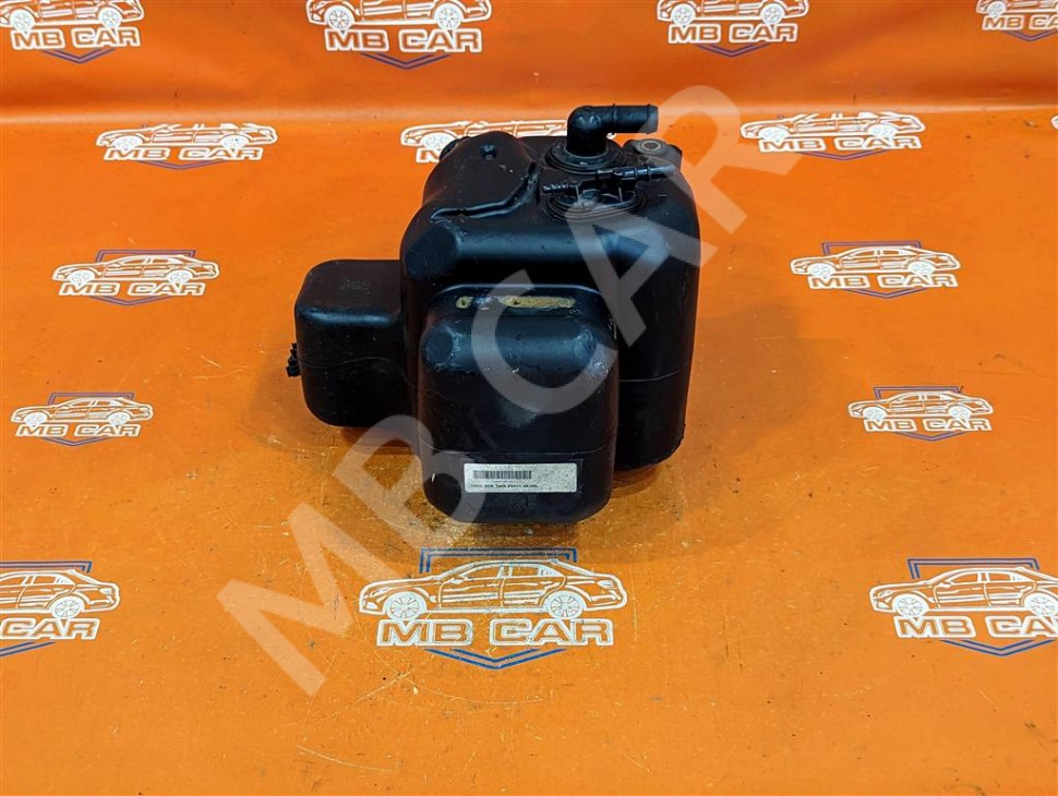 Бак ADBLUE MERCEDES-BENZ X-класс I (2017 - 2020) фото 1 — Разборка Мерседес