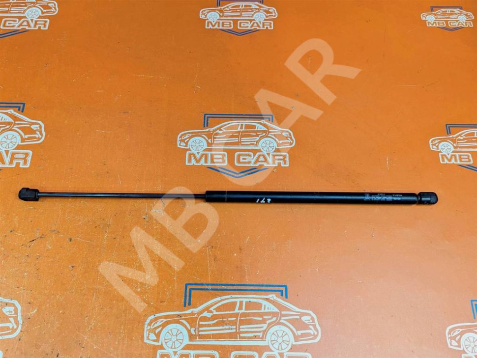 Амортизатор крышки багажника MERCEDES-BENZ M-класс W163 рестайлинг (2001 - 2005) фото 1 &mdash; Разборка Мерседес