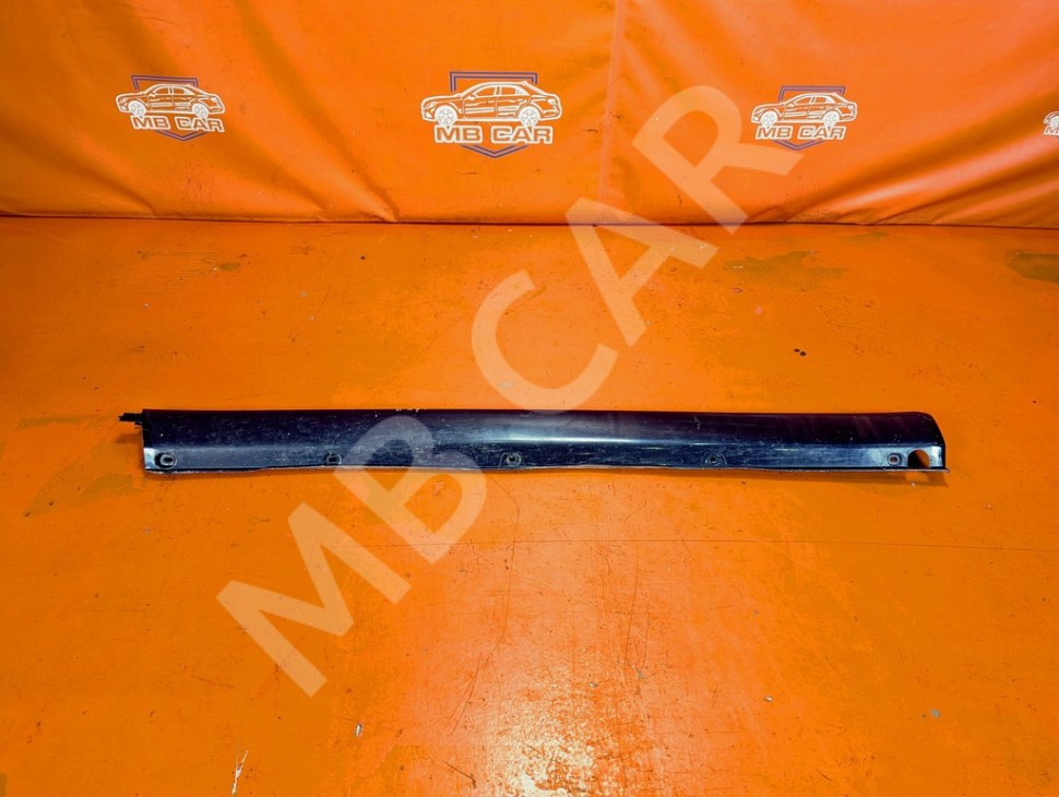 Порог пластиковый левый MERCEDES-BENZ M-класс W163 рестайлинг (2001 - 2005) фото 1 &mdash; Разборка Мерседес