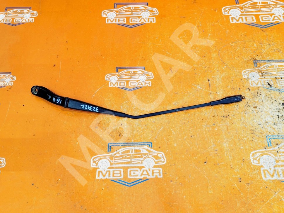 Поводок дворников MERCEDES-BENZ A-класс W169 (2004 - 2008) фото 1 &mdash; Разборка Мерседес