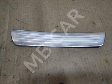 Накладка порога внутренняя MERCEDES-BENZ CLA-класс C117/X117 (2013 - 2016) — Разборка Мерседес