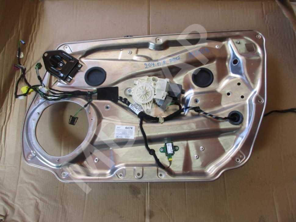 Стеклоподъемник передний правый MERCEDES-BENZ C-класс AMG W204/S204/С204 рестайлинг (2011 - 2015) фото 1 — Разборка Мерседес