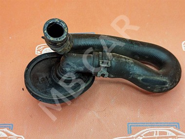 Патрубок ОЖ MERCEDES-BENZ C-класс W204/S204/С204 рестайлинг (2011 - 2015) — Разборка Мерседес