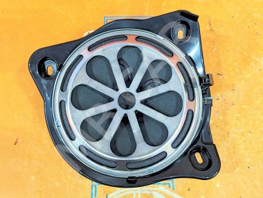 Динамик MERCEDES-BENZ C-класс W205/S205/C205/A205 (2014 - 2018) — Разборка Мерседес