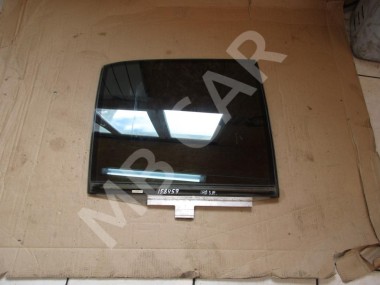 Стекло заднее правое MERCEDES-BENZ S-класс W140 (1991 - 1998) — Разборка Мерседес