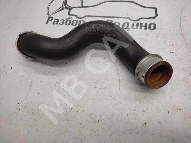 Патрубок радиатора MERCEDES-BENZ E-класс W212/S212/C207/A207 (2009 - 2013) — Разборка Мерседес