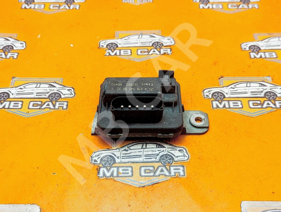 Реле вентилятора MERCEDES-BENZ C-класс W202/S202 (1993 - 1997) фото 1 &mdash; Разборка Мерседес