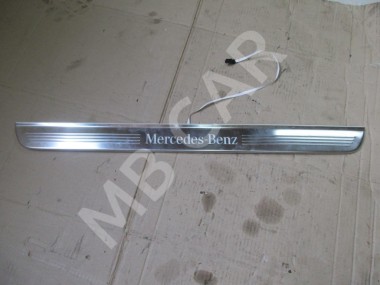 Накладка порога внутренняя MERCEDES-BENZ E-класс W213/S213/C238/A238 (2016 - 2021) — Разборка Мерседес