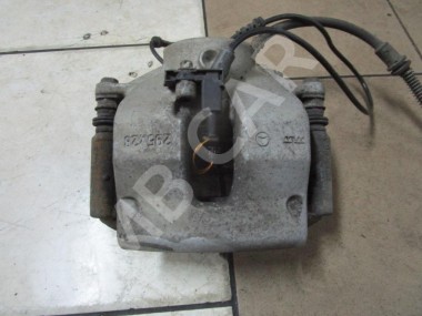 Суппорт передний правый MERCEDES-BENZ C-класс W204/S204 (2006 - 2011) — Разборка Мерседес