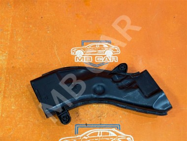 Патрубок воздушный MERCEDES-BENZ GLE-класс W166 (2015 - 2018) — Разборка Мерседес