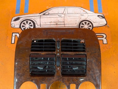 Накладка блока климата MERCEDES-BENZ V-класс W638/W639 (1996 - 2003) V 220 2.1 D AT (122 л.с.) &mdash; Разборка Мерседес