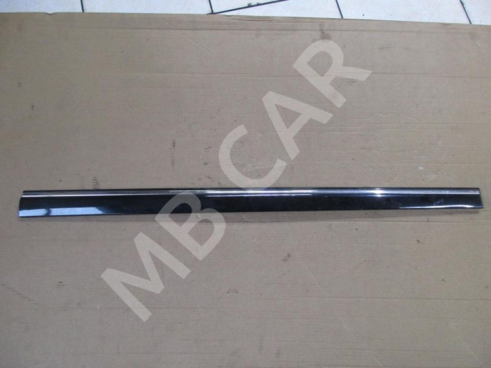 Молдинг двери MERCEDES-BENZ C-класс W203/S203/CL203 рестайлинг (2004 - 2008) фото 1 — Разборка Мерседес