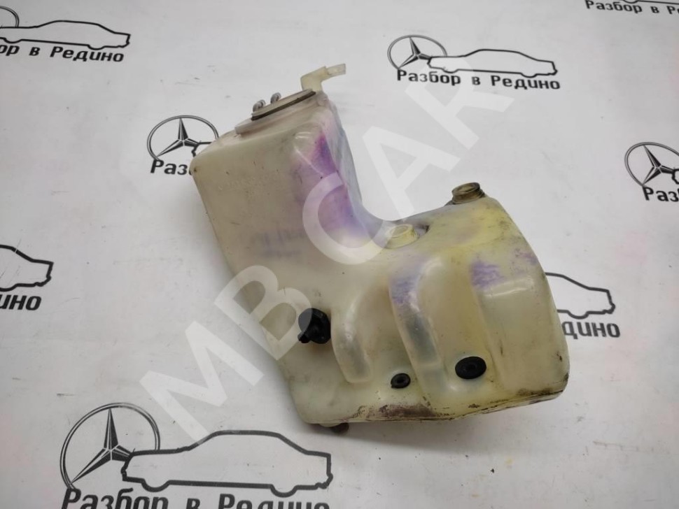 Бачок омывателя MERCEDES-BENZ S-класс W220 (1998 - 2005) фото 1 &mdash; Разборка Мерседес