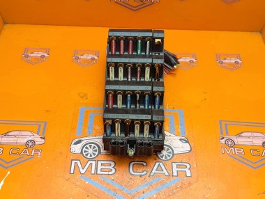 Блок предохранителей MERCEDES-BENZ E-класс W124/S124/C124/A124 (1984 - 1997) E 300 CDI 3.0 AT (136 л.с.) &mdash; Разборка Мерседес