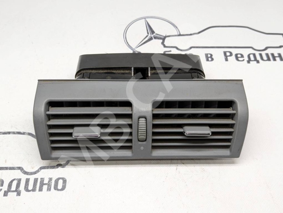 Воздуховод центральный MERCEDES-BENZ E-класс W210/S210 (1995 - 1999) фото 1 &mdash; Разборка Мерседес