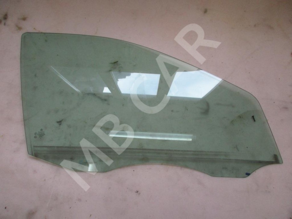 Стекло переднее правое MERCEDES-BENZ C-класс W203/S203/CL203 рестайлинг (2004 - 2008) фото 1 — Разборка Мерседес