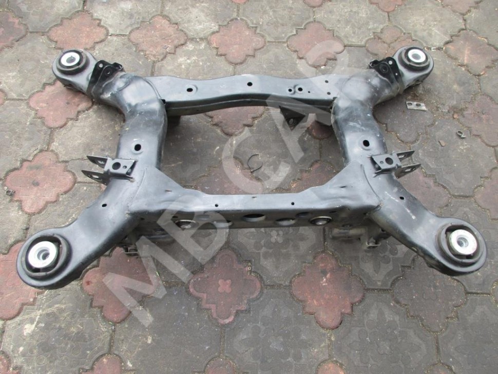 Подрамник задний MERCEDES-BENZ M-класс W166 (2011 - 2015) фото 1 — Разборка Мерседес