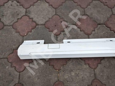 Порог пластиковый правый MERCEDES-BENZ A-класс W176 (2012 - 2015) — Разборка Мерседес