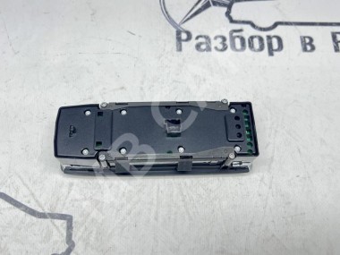 Блок кнопок стеклоподъемников MERCEDES-BENZ A-класс W176 (2012 - 2015) — Разборка Мерседес