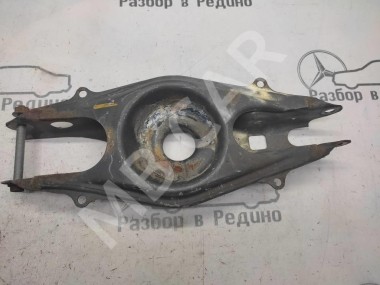 Рычаг задней стойки (лодка) MERCEDES-BENZ E-класс W212/S212/C207/A207 (2009 - 2013) — Разборка Мерседес