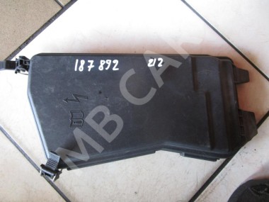 Крышка блока предохранителей MERCEDES-BENZ E-класс W212/S212/C207/A207 (2009 - 2013) — Разборка Мерседес